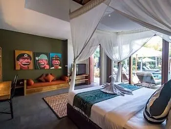 Abakoi, 6 Bedrooms Private In Seminyak Villa *