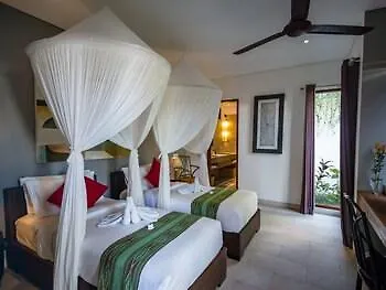 Villa Abakoi, 6 Bedrooms Private In Seminyak *