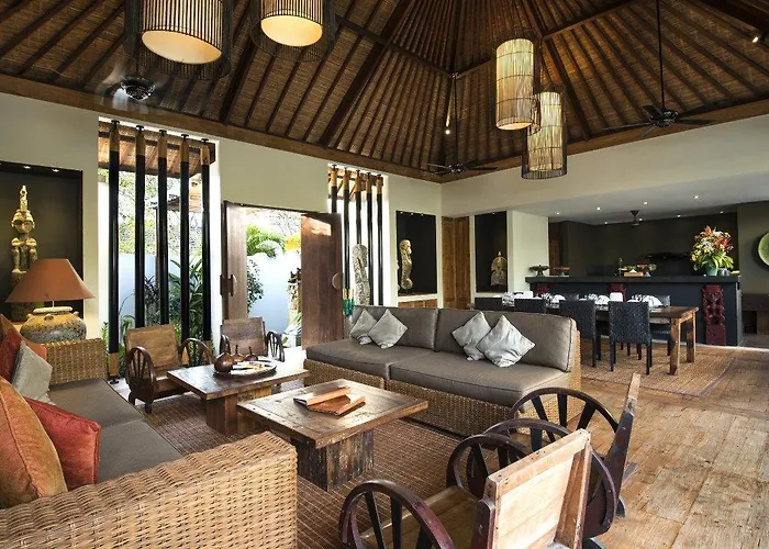 Abakoi, 6 Bedrooms Private In Seminyak