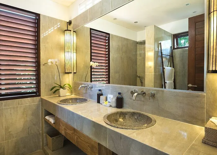 Villa Abakoi, 6 Bedrooms Private In Seminyak *