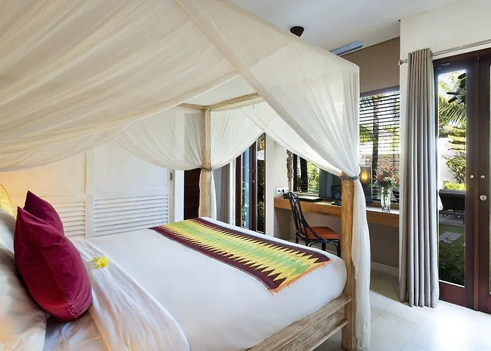 Villa Abakoi, 6 Bedrooms Private In Seminyak