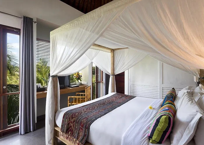 Abakoi, 6 Bedrooms Private In Seminyak