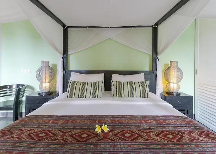 Abakoi, 6 Bedrooms Private In Seminyak