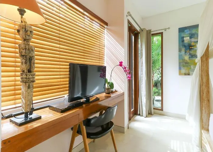 Villa Abakoi, 6 Bedrooms Private In Seminyak